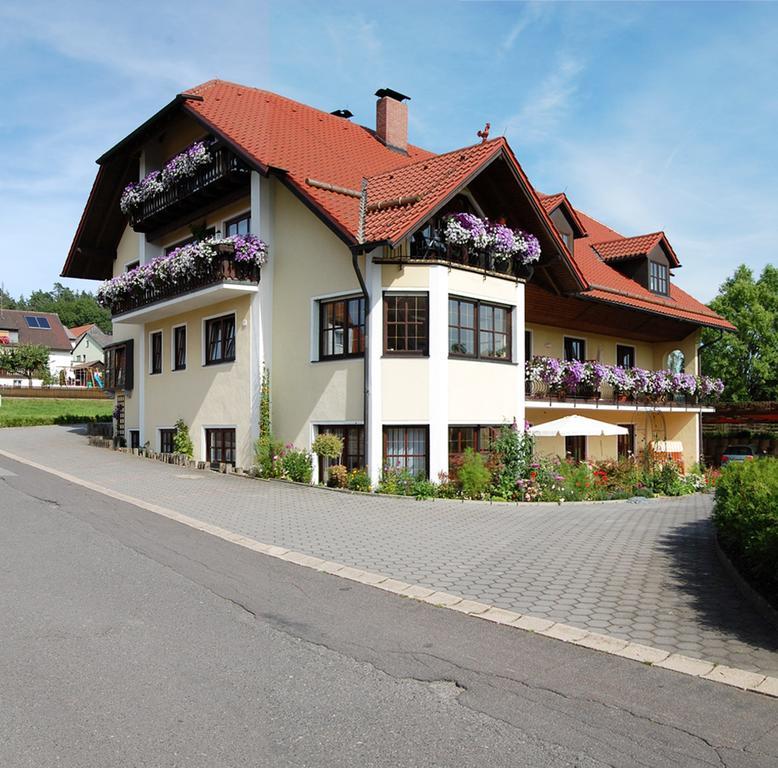 Appartement Gaestehaus Am Sonnenhang Erbendorf